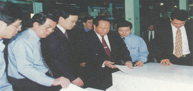 Sejarah Persaingan Industri Kardus Salim dan Sinar Mas